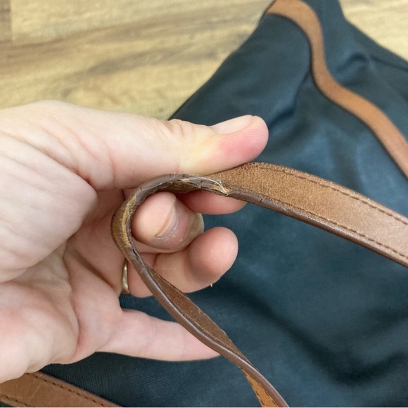 Fossil Ava PVC Leather Expandable Shopper Tote Bag - Picture 10 of 13